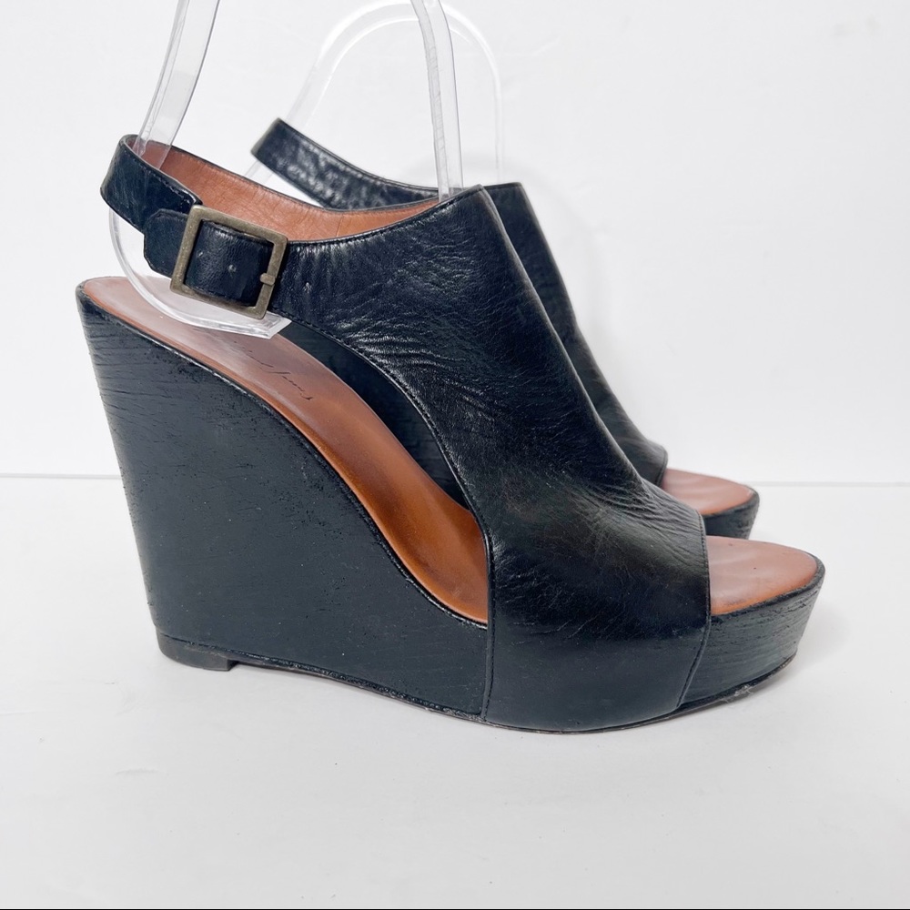 Elizabeth and James Haley Black Leather Wedge Sandal Women’s Size 8
